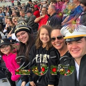 Meet your Posher, Lynn